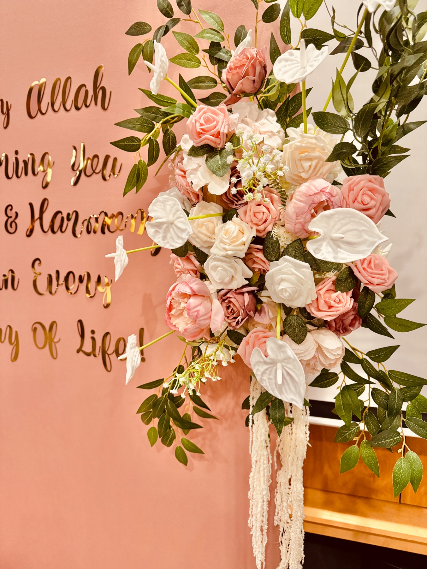 Blush & ivory rose cascade